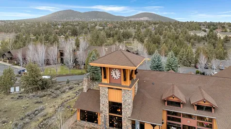 597 Highland Meadow Loop Redmond OR 97756