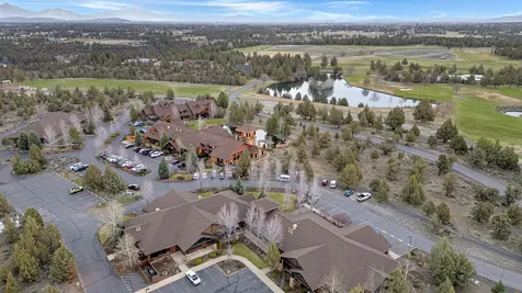 597 Highland Meadow Loop Redmond OR 97756