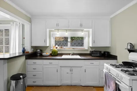 759 S Mountain Avenue Ashland OR 97520