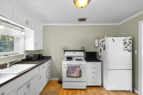 759 S Mountain Avenue Ashland OR 97520