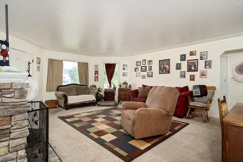 431 N 5th Street Central Point OR 97502