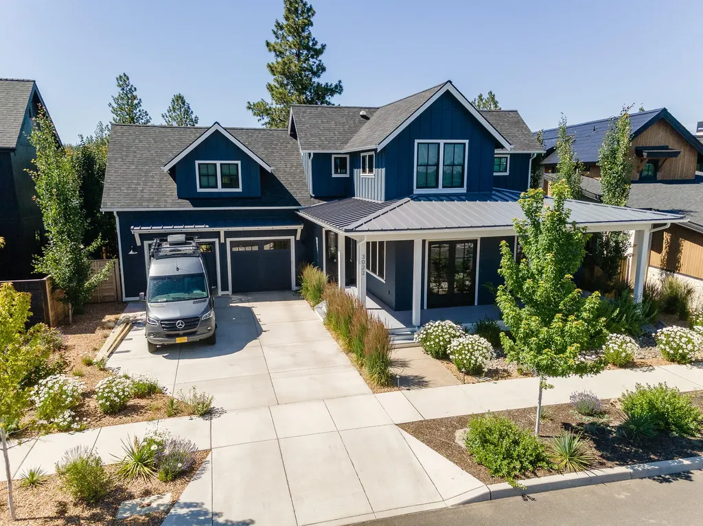 3022 NW Tharp Avenue Bend OR 97703