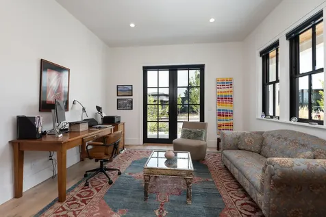 3022 NW Tharp Avenue Bend OR 97703