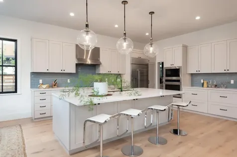 3022 NW Tharp Avenue Bend OR 97703