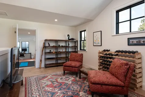 3022 NW Tharp Avenue Bend OR 97703