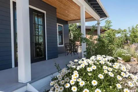 3022 NW Tharp Avenue Bend OR 97703