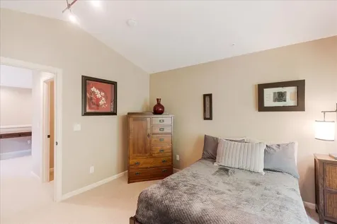 4847 NW 162nd Terrace Portland OR 97229