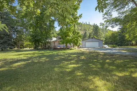 7342 New Hope Road Grants Pass OR 97527