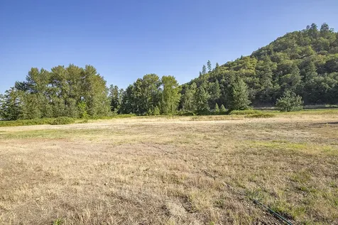 7342 New Hope Road Grants Pass OR 97527
