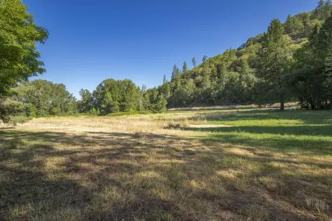 7342 New Hope Road Grants Pass OR 97527