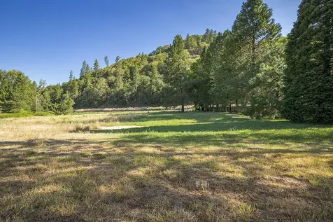 7342 New Hope Road Grants Pass OR 97527