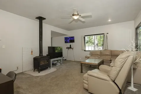 7342 New Hope Road Grants Pass OR 97527