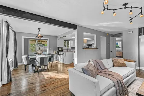 2430 Winslow Park Circle Medford OR 97504
