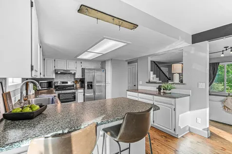 2430 Winslow Park Circle Medford OR 97504
