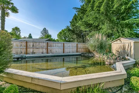 2430 Winslow Park Circle Medford OR 97504