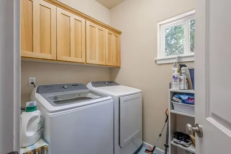1650 NW Ivy Avenue Redmond OR 97756