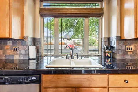 2810 SW 33rd Street Redmond OR 97756
