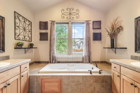 2810 SW 33rd Street Redmond OR 97756