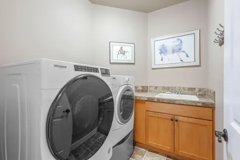 2810 SW 33rd Street Redmond OR 97756