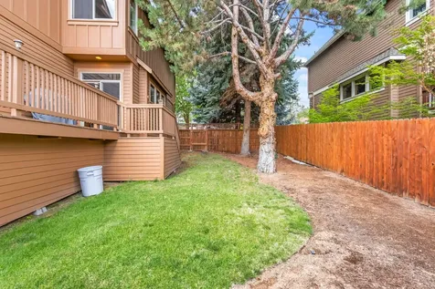 2810 SW 33rd Street Redmond OR 97756