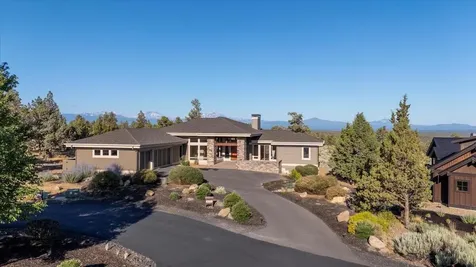 425 Scenic Ridge Court Redmond OR 97756