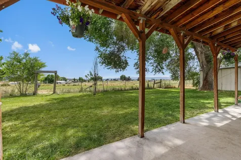 7250 NW Charles Lane Prineville OR 97754