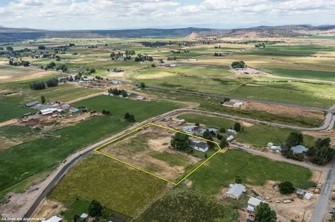 7250 NW Charles Lane Prineville OR 97754