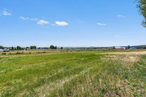7250 NW Charles Lane Prineville OR 97754
