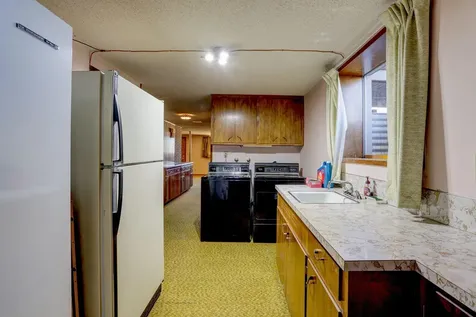 2551 SW Ford Lane Madras OR 97741