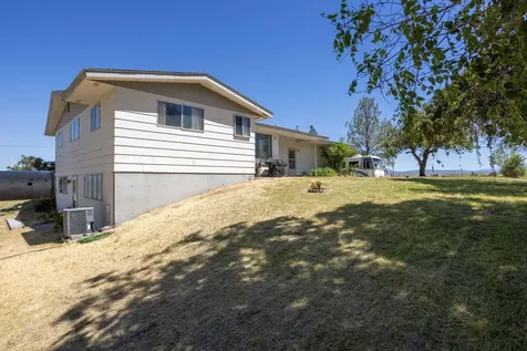 2551 SW Ford Lane Madras OR 97741