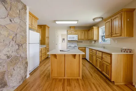 415 9th Street Metolius OR 97741