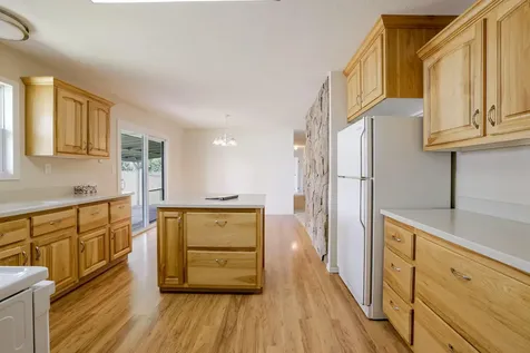415 9th Street Metolius OR 97741