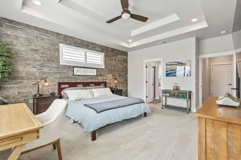 3827 NE Oakside Loop Bend OR 97701