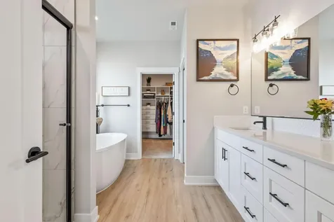 3827 NE Oakside Loop Bend OR 97701