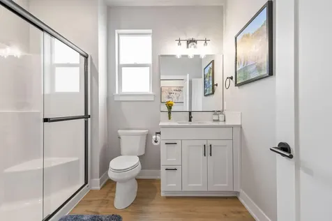 3827 NE Oakside Loop Bend OR 97701