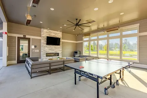 3827 NE Oakside Loop Bend OR 97701