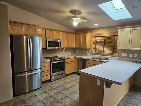 4477 NE Walnut Avenue Redmond OR 97756
