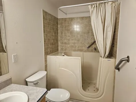 4477 NE Walnut Avenue Redmond OR 97756