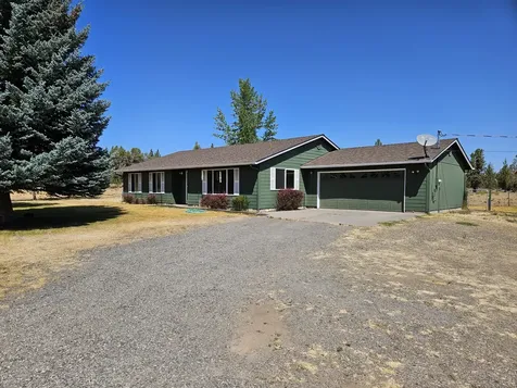 4477 NE Walnut Avenue Redmond OR 97756