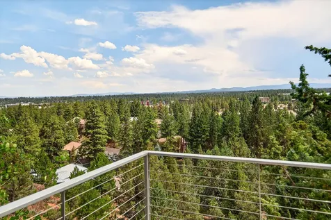 1785 SW Troon Avenue Bend OR 97702