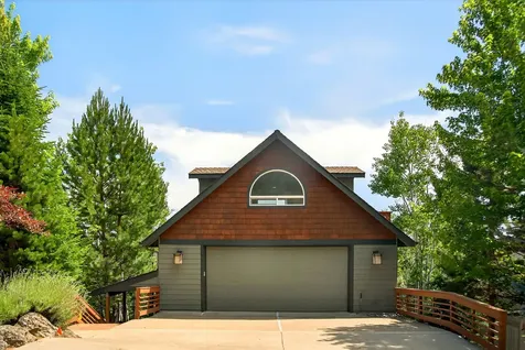 1785 SW Troon Avenue Bend OR 97702