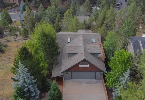 1785 SW Troon Avenue Bend OR 97702