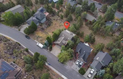 1785 SW Troon Avenue Bend OR 97702
