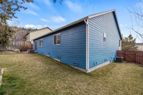 5075 Lyptus Lane Klamath Falls OR 97601