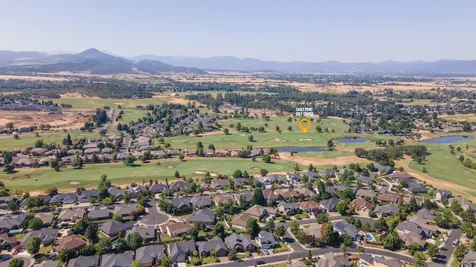 988 Pumpkin Ridge Eagle Point OR 97524