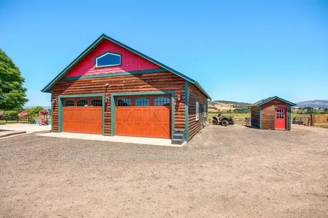 2511 Alta Vista Road Eagle Point OR 97524