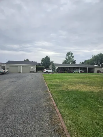 318 NW Birch Lane Madras OR 97741