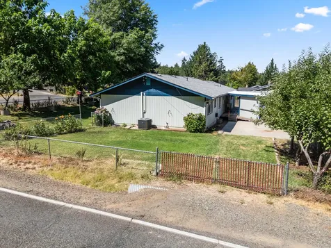 1980 Keldan Lane Grants Pass OR 97527