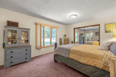 10145 Matney Way Klamath Falls OR 97603