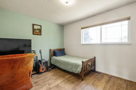 10145 Matney Way Klamath Falls OR 97603